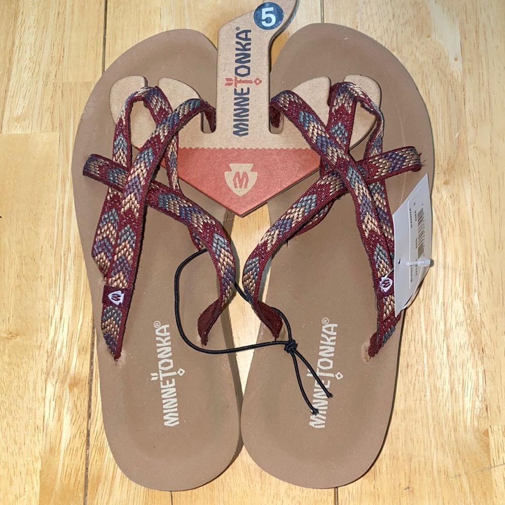 Brand new, MINNETONKA Hanna Sandal Brown Tan Multi